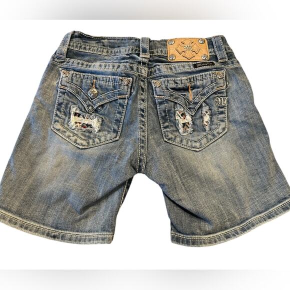 Miss Me Women’s Size 26 Mid Rise Denim Shorts with Aztec Trim Pockets - Picture 1 of 9